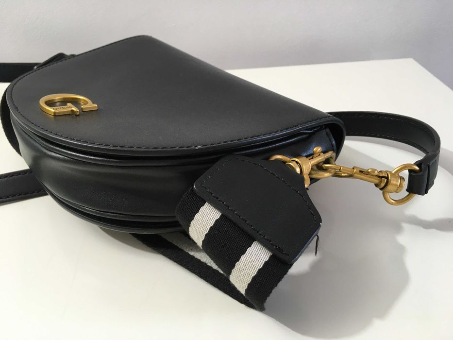 GUESS дамска чанта