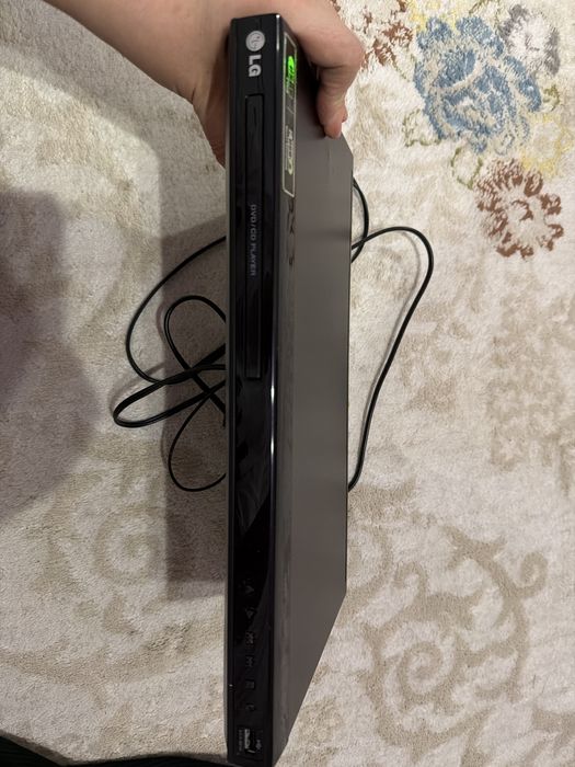 Продам DVD проигрыватель