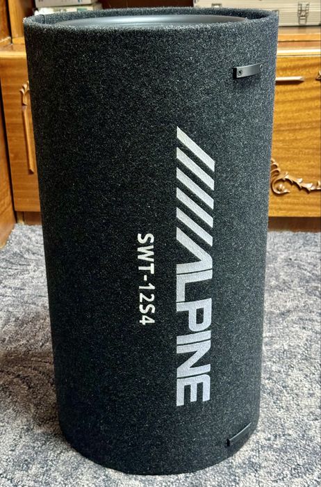 Subwoofer auto Alpine SWT-12S4. Livrare doar în București.