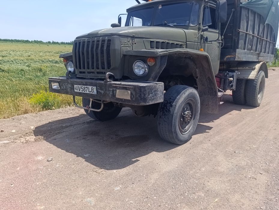 Урал 375 сотилади