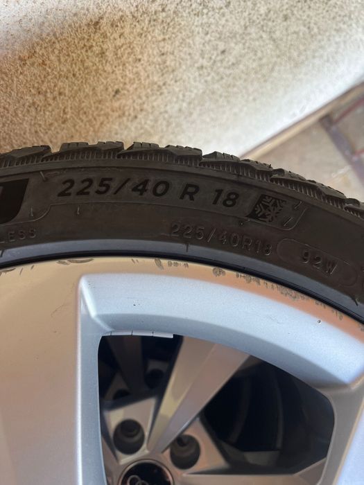 Jante 18 Audi A3 echipate iarna Michelin 225 40 R18 dot 2024