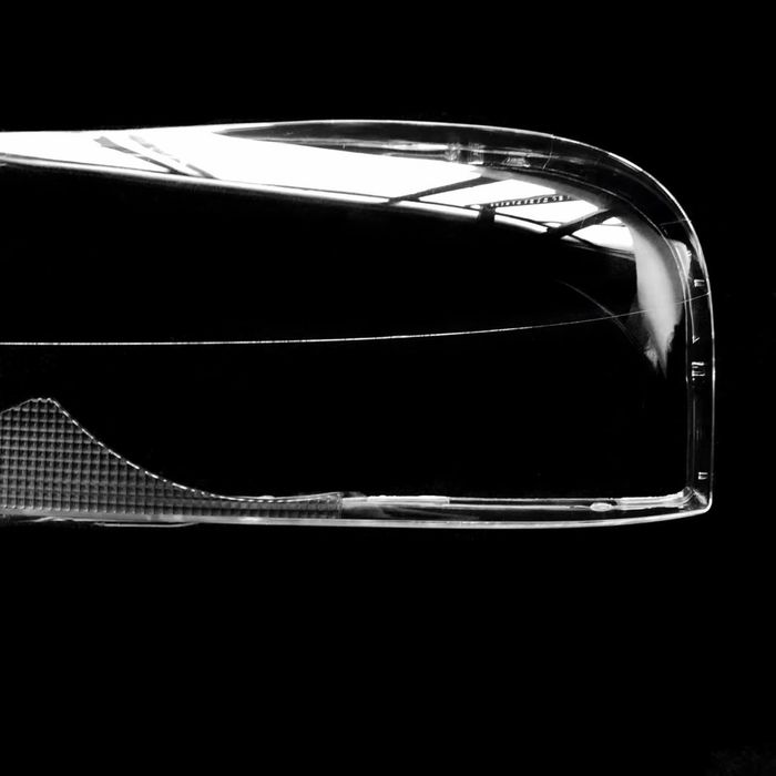 Стекло фар Volvo XC 90