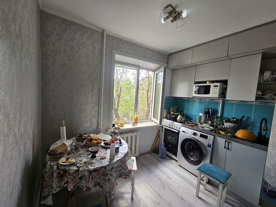 Продам 2 комн квартиру