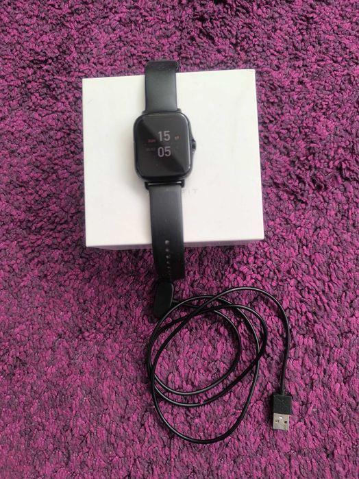 Продавам смарт часовник Amazfit GTS 2