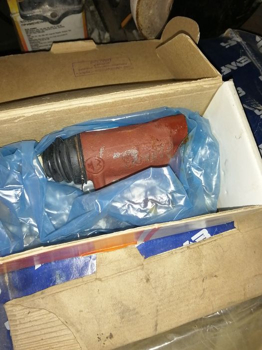 Продам запчасти на уаз.