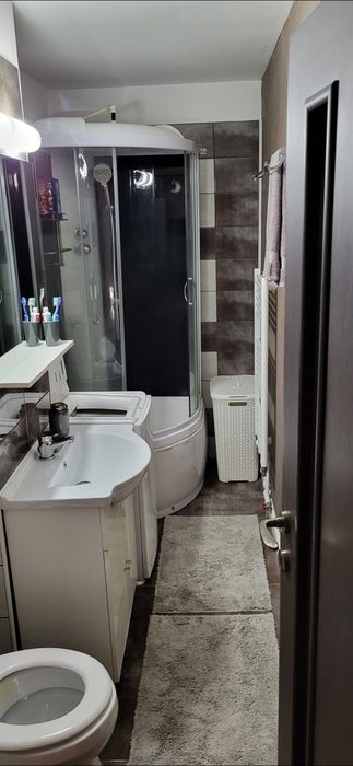 Apartament 2 camere decomandat 'la cheie'