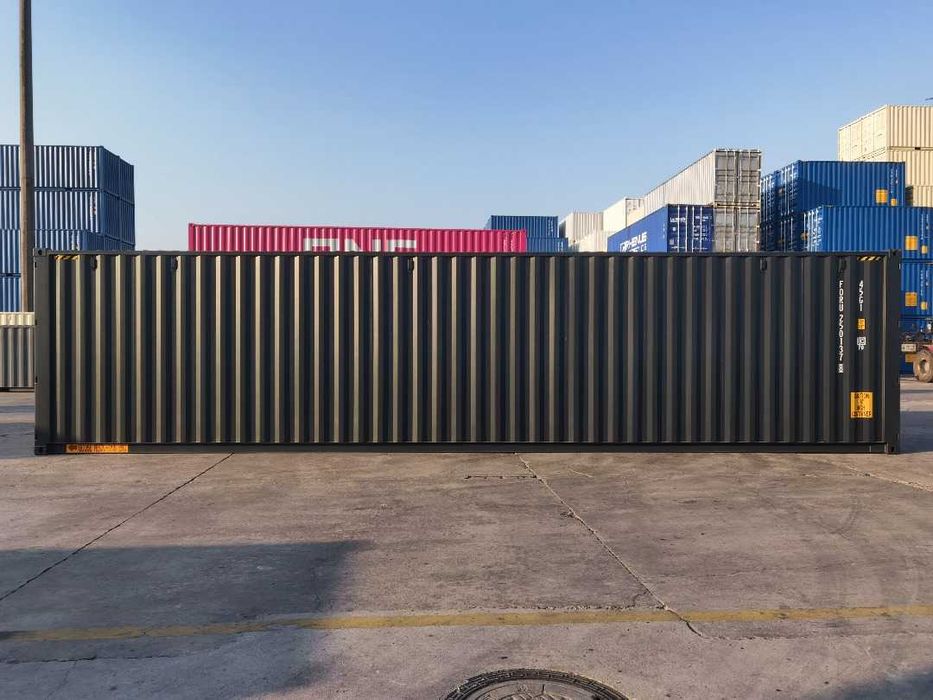 Нови морски 40'HC контейнери налични в София