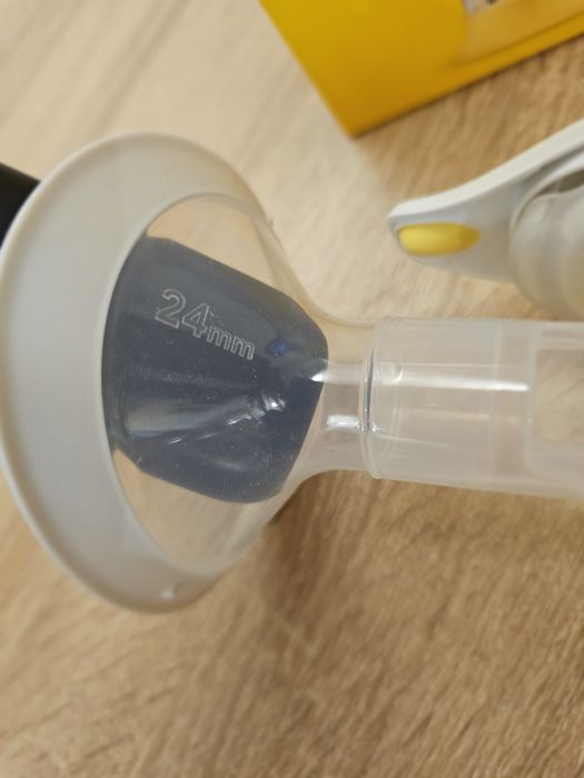 Ръчна помпа за кърма Medela + колектор за кърма Lansinoh
