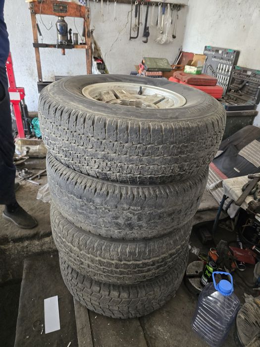 Продаю диски р15 на джип