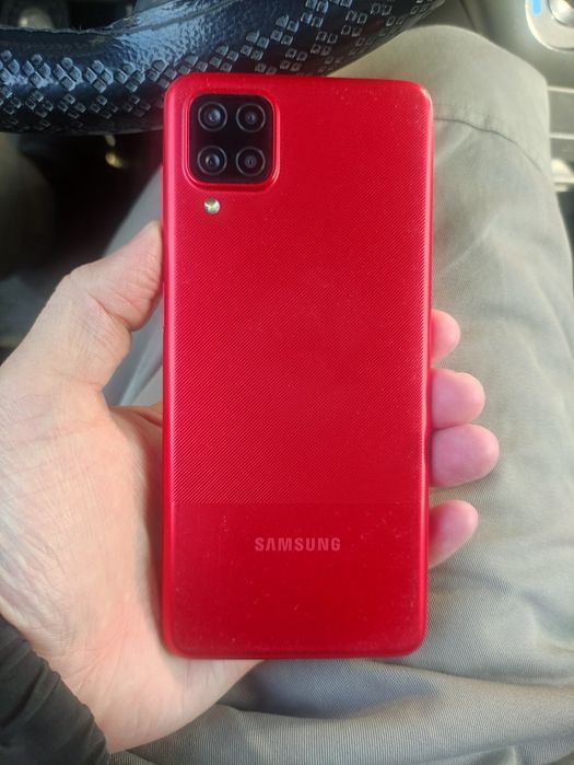 Samsung a12 64 gb Ideal