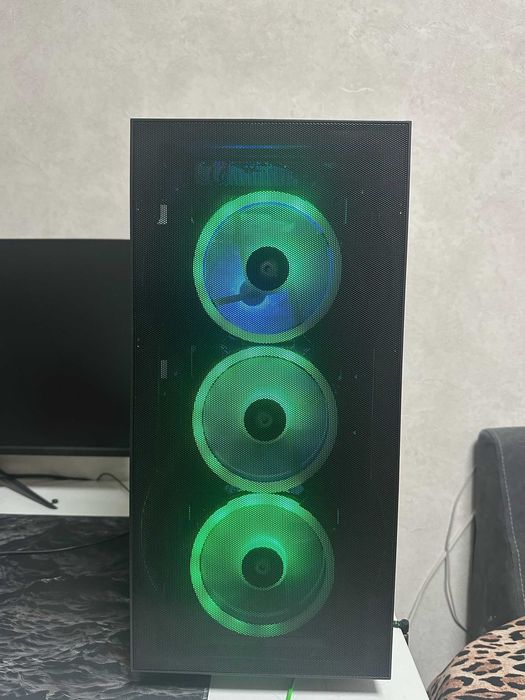 Продам Системный Блок Corei7