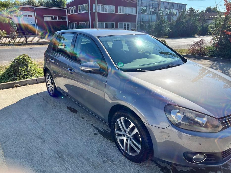 De vanzare volkswagen golf 5