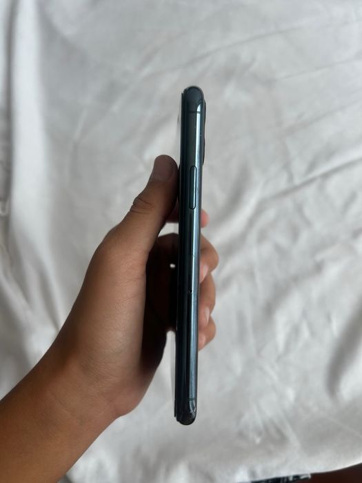 iPhone 11 pro , 64 akb