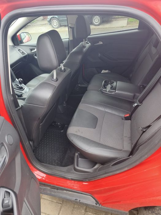 Vând Ford focus titanium euro 5
