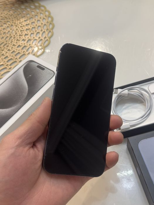 Продам Айфон- iphone 15 Pro Max 512gb  батарея 89%