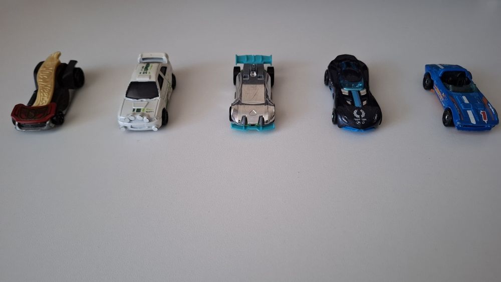 Оригинальные Hot Wheels — наборы по 5 машинок | Большой выбор