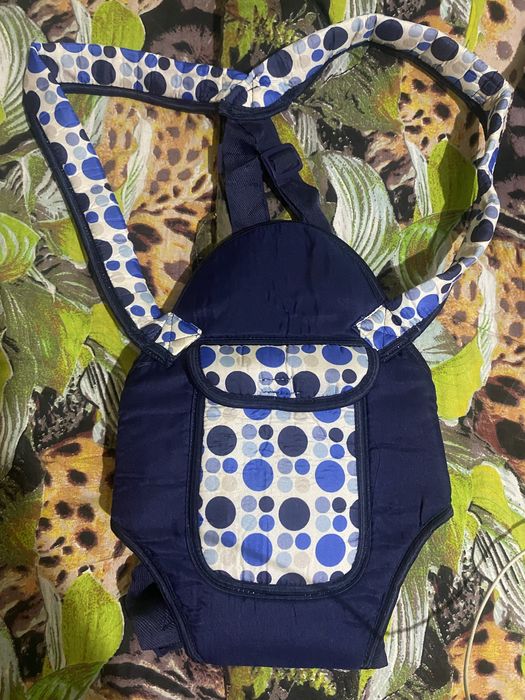 Детский кенгуру.