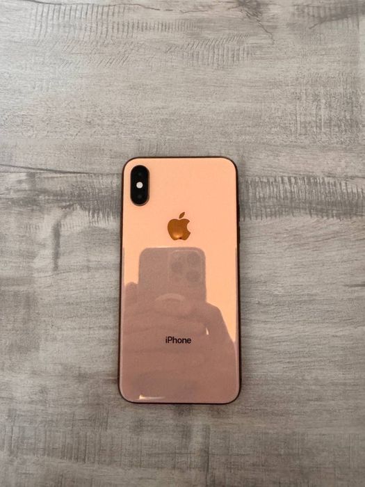 Iphone xs gold obmen