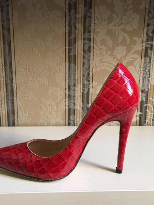 Дамски обувки на висок ток- налични 35, 36, 37, 38, 39, 40 номер