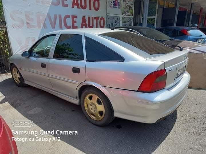 vand sau schinb opel vectra b
