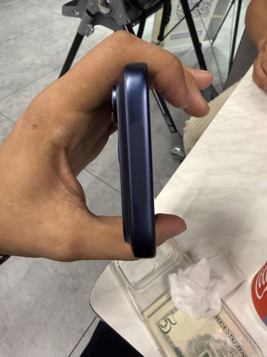 Iphone 17 pro esim 256 blue b/u