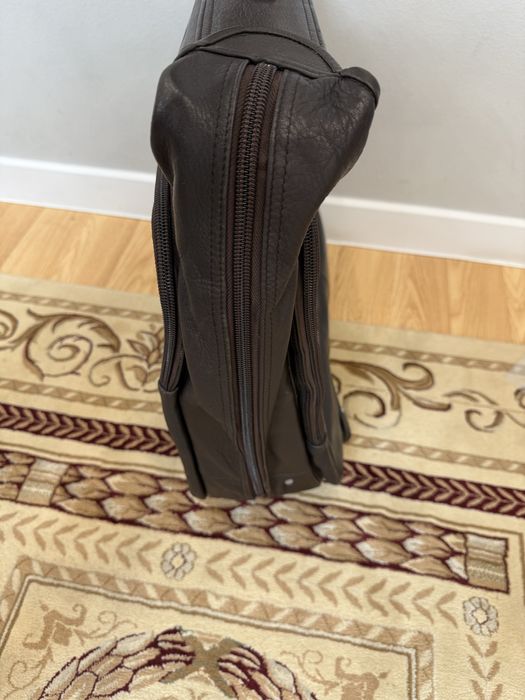 Сумка чемодан дорожная костюма