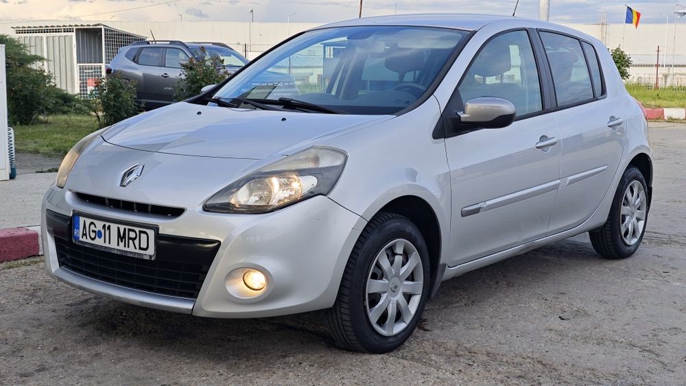 Renault Clio 2012, benzina