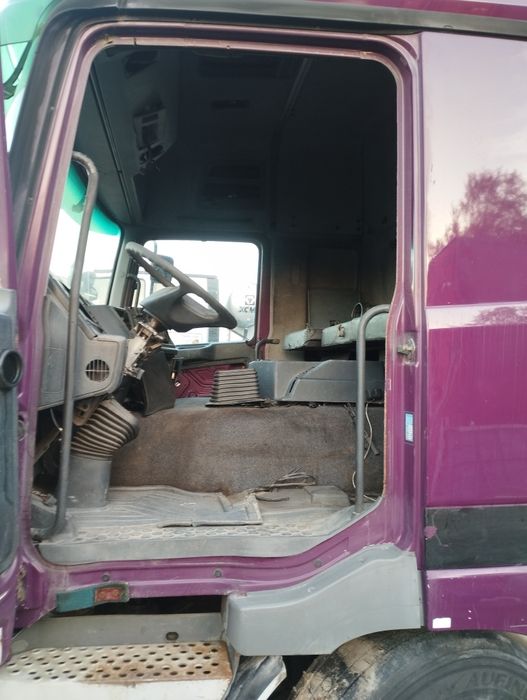 Продам кабину актрос мп1