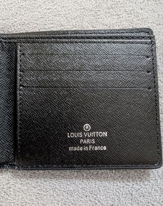 Portofel LV nou cu cutie