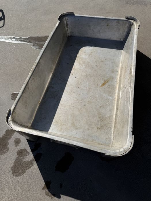Vand tava aluminiu macelar dimensiuni mari pentru saramura sau procesare carne