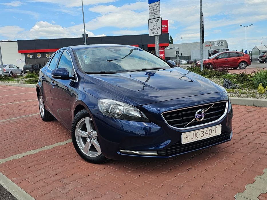 VOLVO V40 2015 — imagine 2