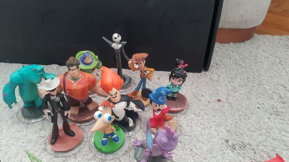 Disney infinity игра,портал, фигурки,значки Xbox ps3, wii Lego dimensi