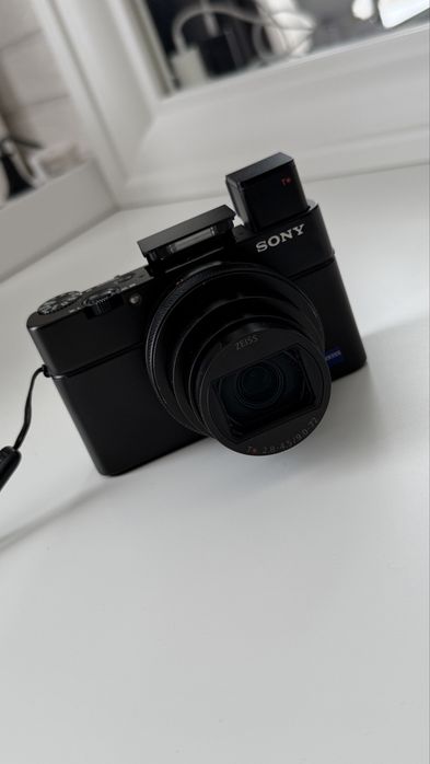 Sony RX100 VI - алтернатива на Canon G7X