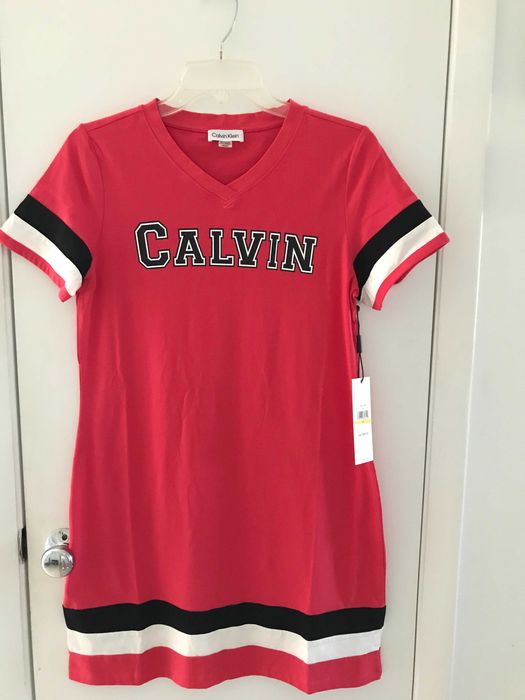 Нови оригинални рокли Calvin Klein-USA- размер М