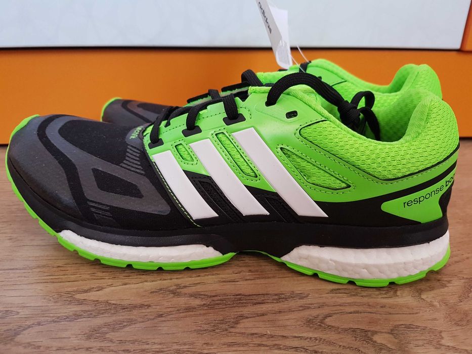 ADIDAS Response Boost Tech нови мъжки обувки за бягане 43 1/3
