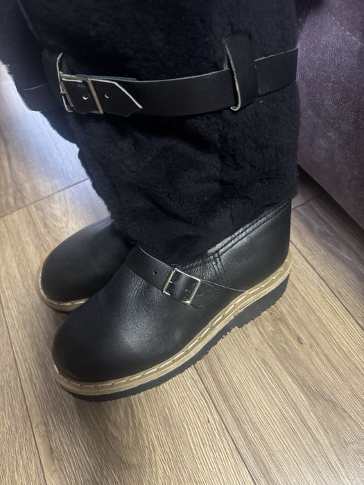 Унты новые зимние . . . . . . .  . . .  .