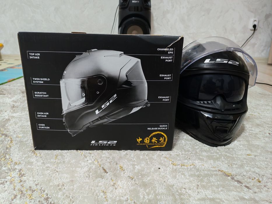 Продам мото шлем