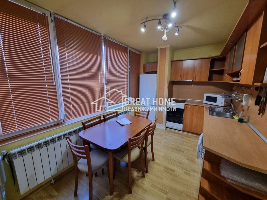 Дава се под наем Четиристаен апартамент в Търговище, Боровец - 80 кв.м за 280.5 € - Снимка #2