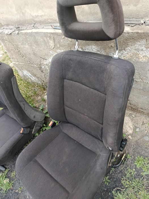 Сидение на ауди 100 с3