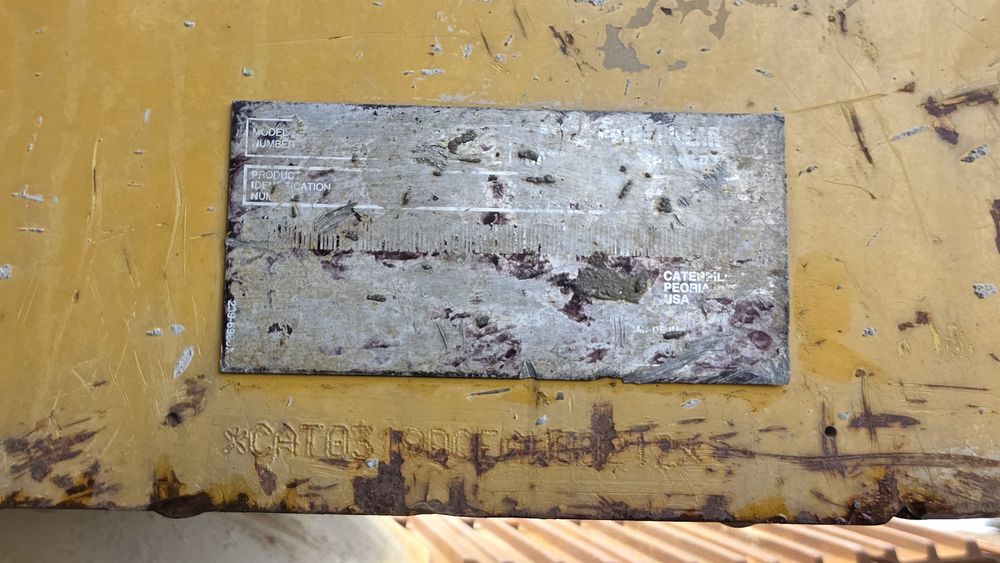 Экскаватор CAT 319 DL