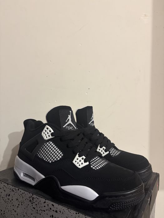 Air Jordan 4 - 40,41,42,45