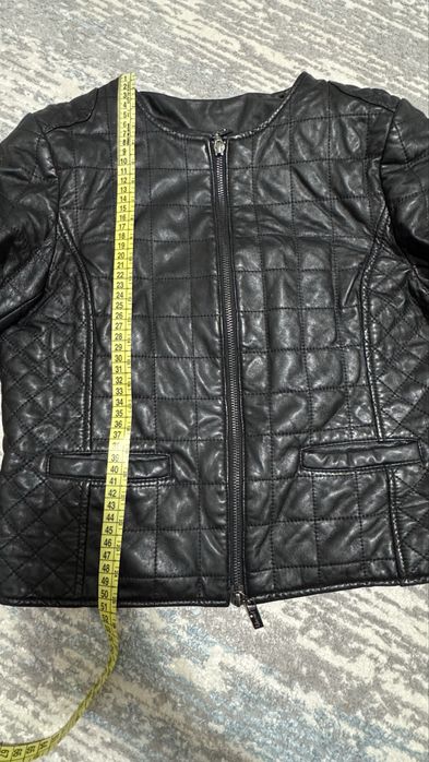 Кожанка бренда Blumarine