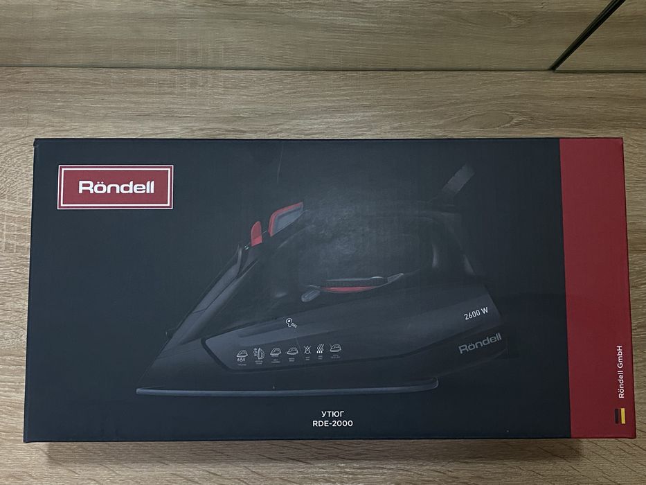 Утюг Rondell RDE-2000