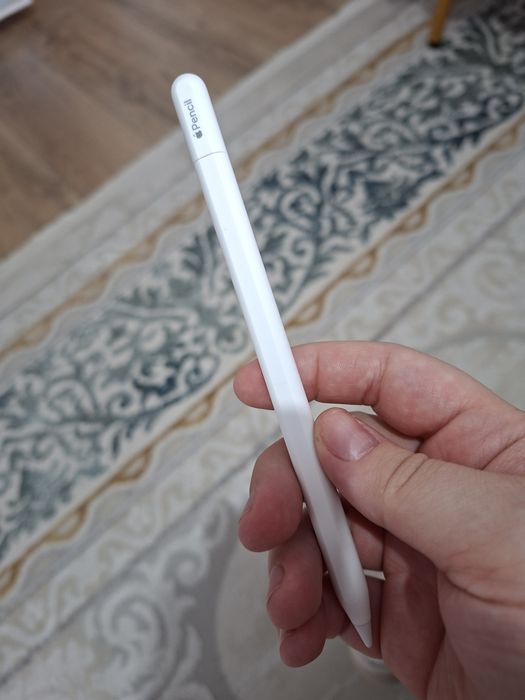 IPad A16, 128GB и стилус