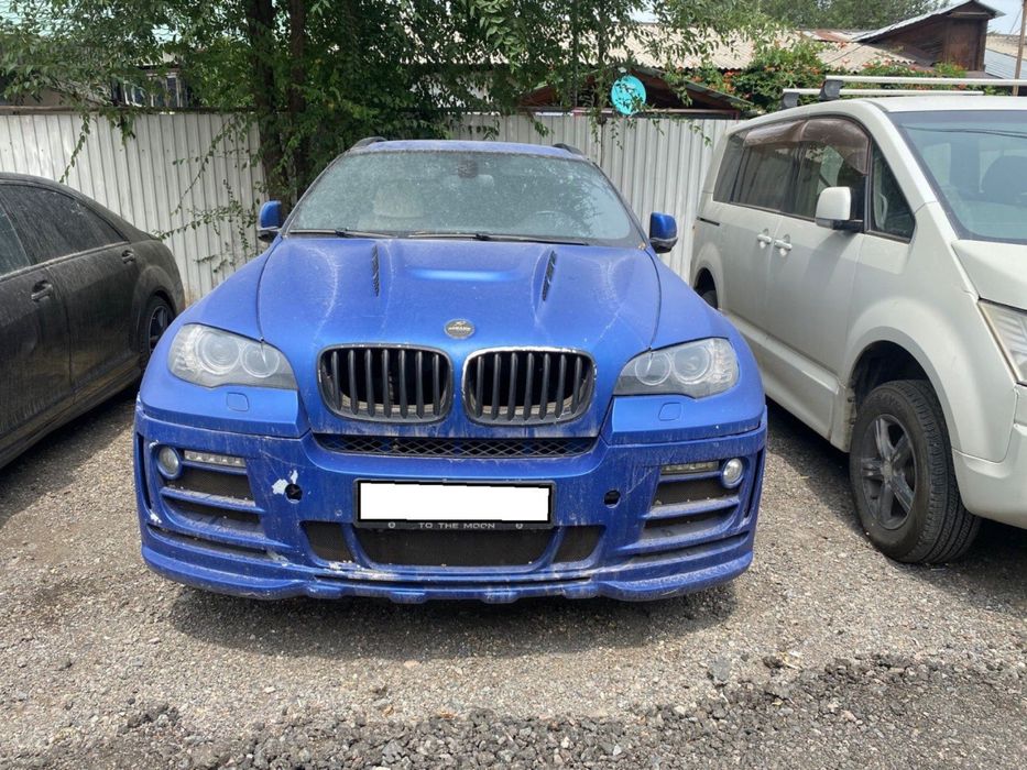 Бмв  х6 2011 продам .
