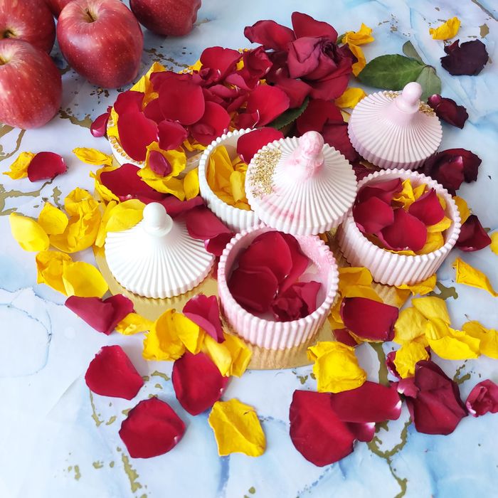 Шкатулки, бонбоньерки, вазочки