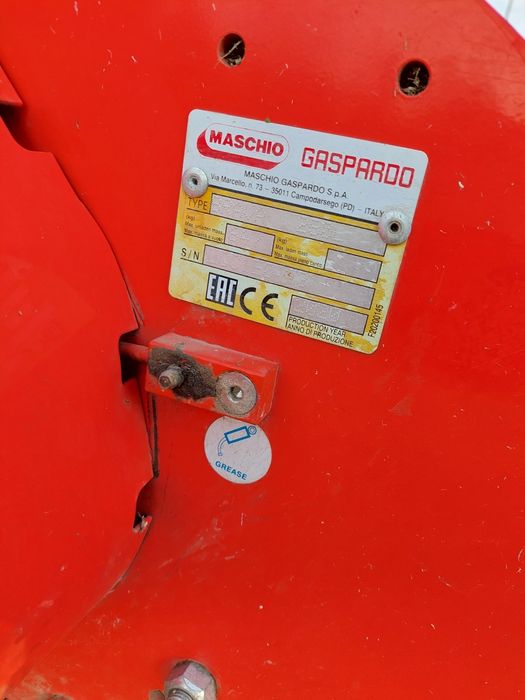 Прикачен навесен   Мулчер