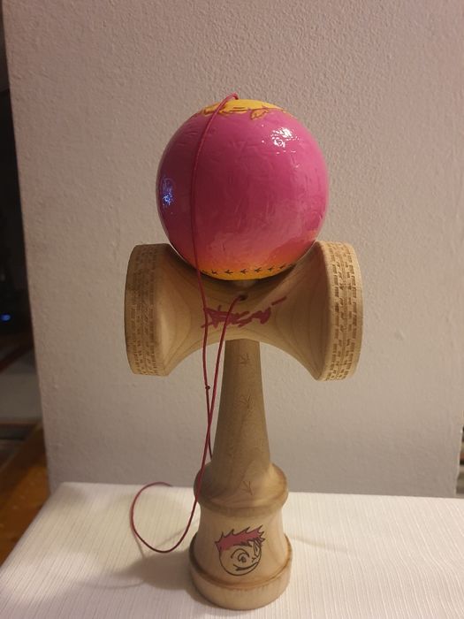Kendama Bisoi (folosită)