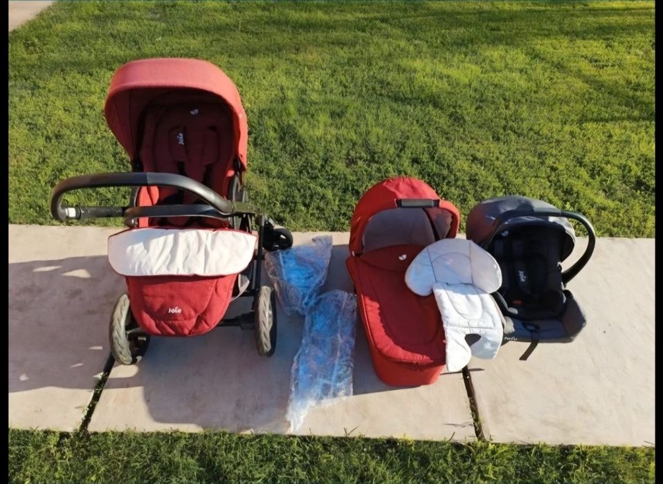 Carucior Joie Chrome 3 in 1
Culoare bordo
