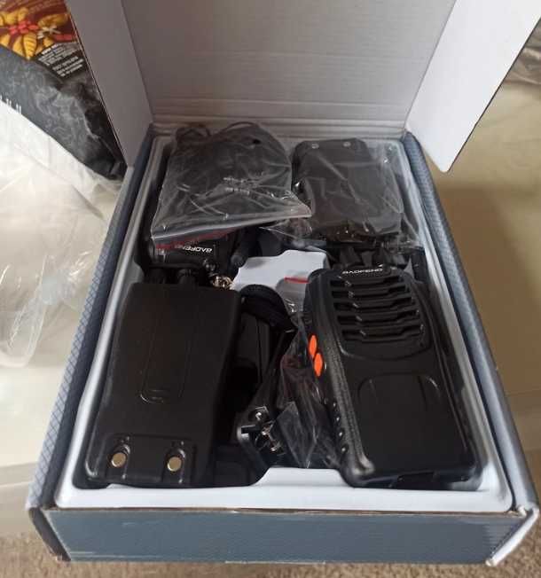 Военно уоки-токи Baofeng, уоки-токи Baofeng с бутон за сигурност